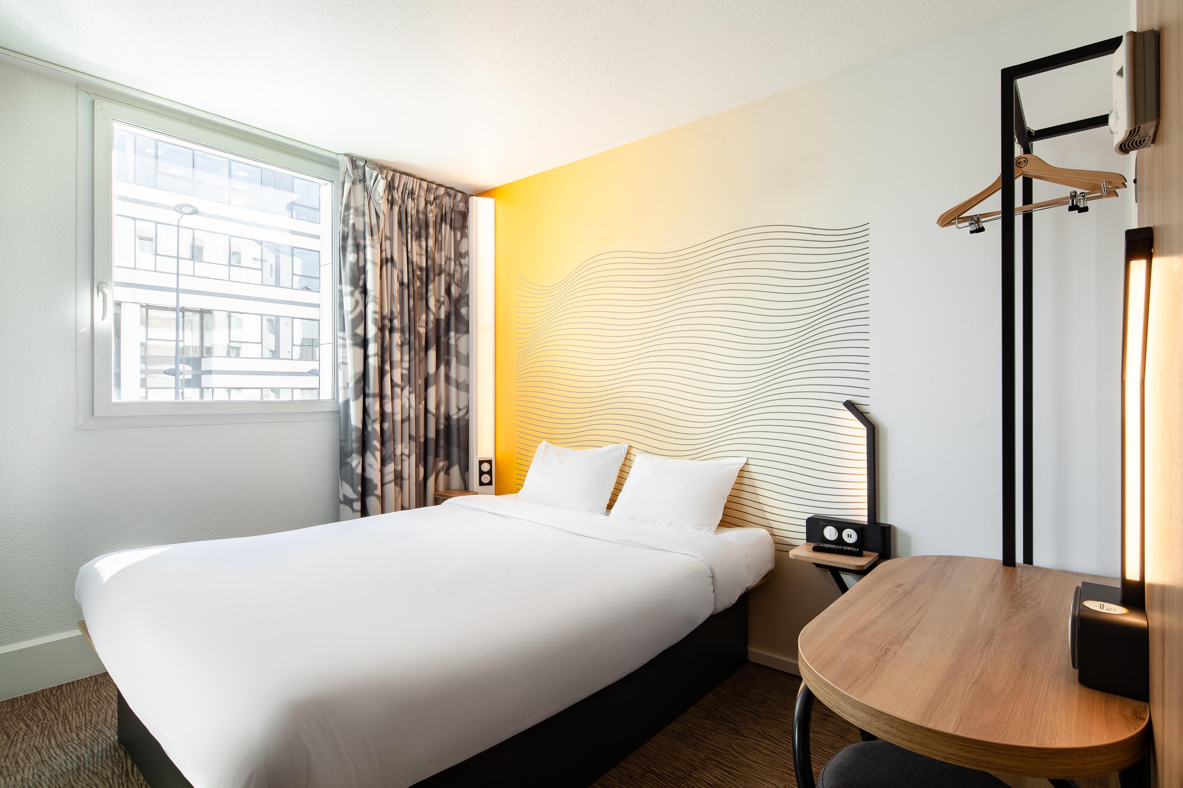 บีแอนด์บี โฮเทล ปารีส แซ็ง-เดอนี เปลเยล Hotel แซงต์-เดอนี ภายนอก รูปภาพ